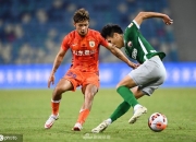 英雄联盟总决赛2025-深圳队完胜山东队，浓眉哥高光表现