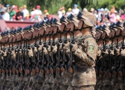 英雄联盟总决赛-命运交换计划，当卡马文加引爆哥斯达黎加的足球革命