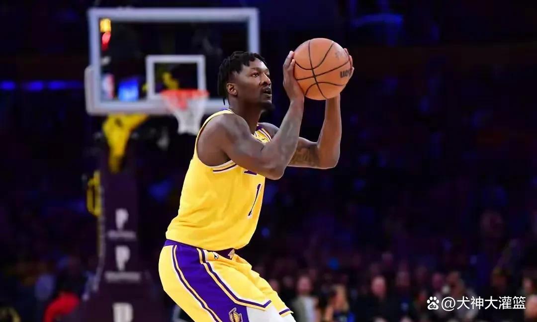 澳大利亚巨星在国外篮球赛中表现亮眼