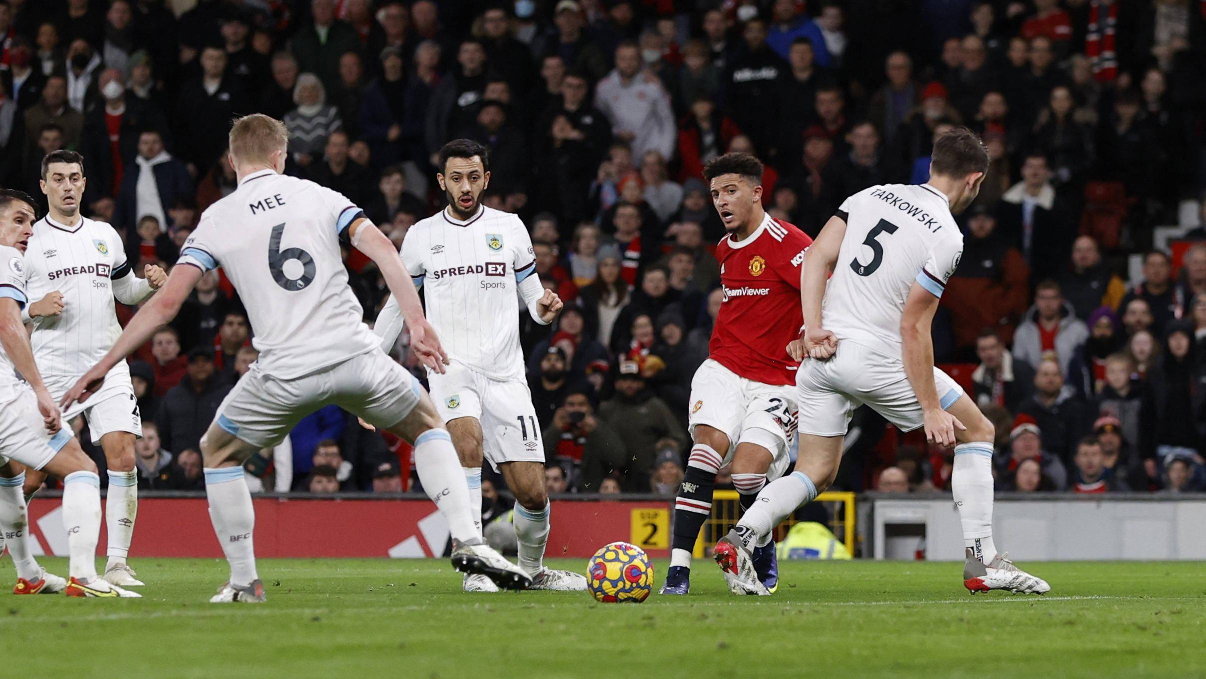 包含曼联主场失球,卫冕形势不妙的词条 包含曼联主场失球,卫冕形势不妙的词条