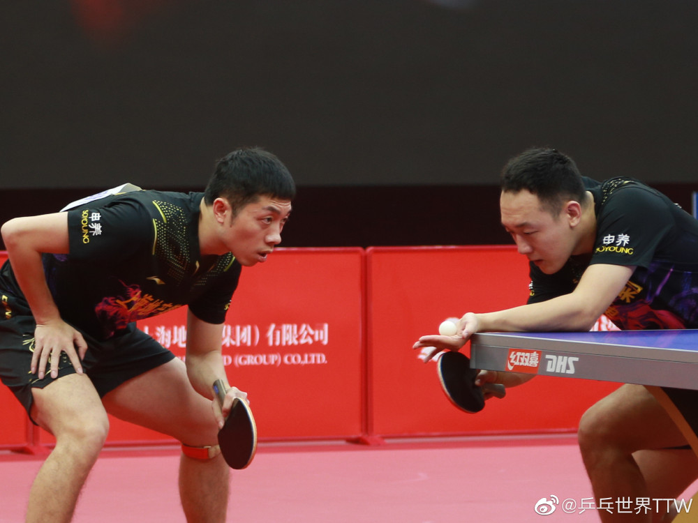 英格兰队鏖战波兰队,许昕惊艳四座 英格兰队鏖战波兰队,许昕惊艳四座
