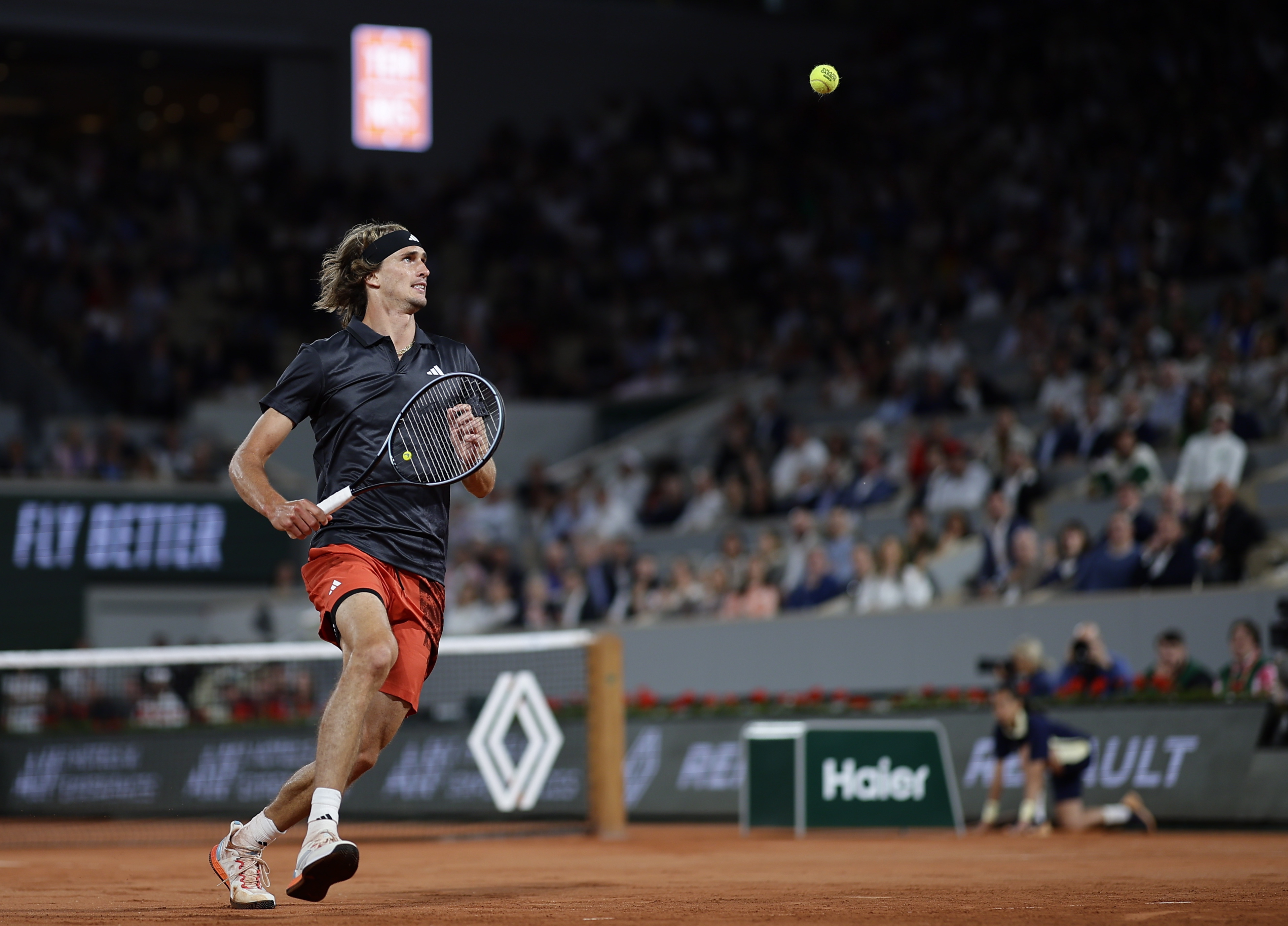 澳网轻取法网,兹维列夫统治全场 澳网轻取法网,兹维列夫统治全场