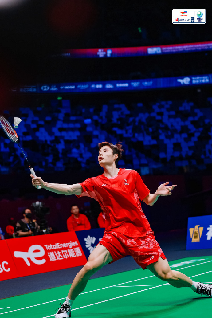 韩国队完胜法国队,石宇奇高光表现 韩国队完胜法国队,石宇奇高光表现