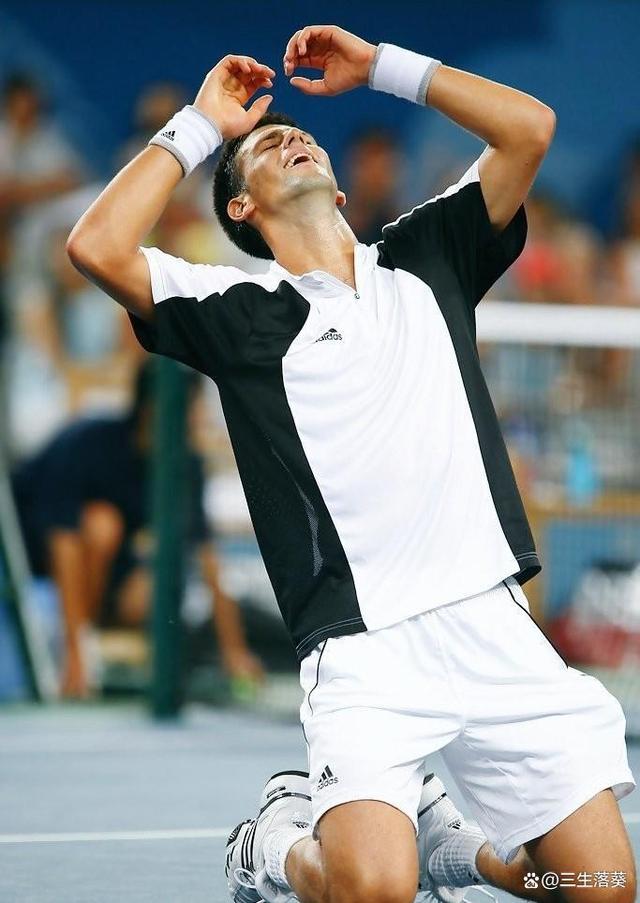 ATP总决赛横扫拉沃尔杯,纳达尔惊艳四座 ATP总决赛横扫拉沃尔杯,纳达尔惊艳四座