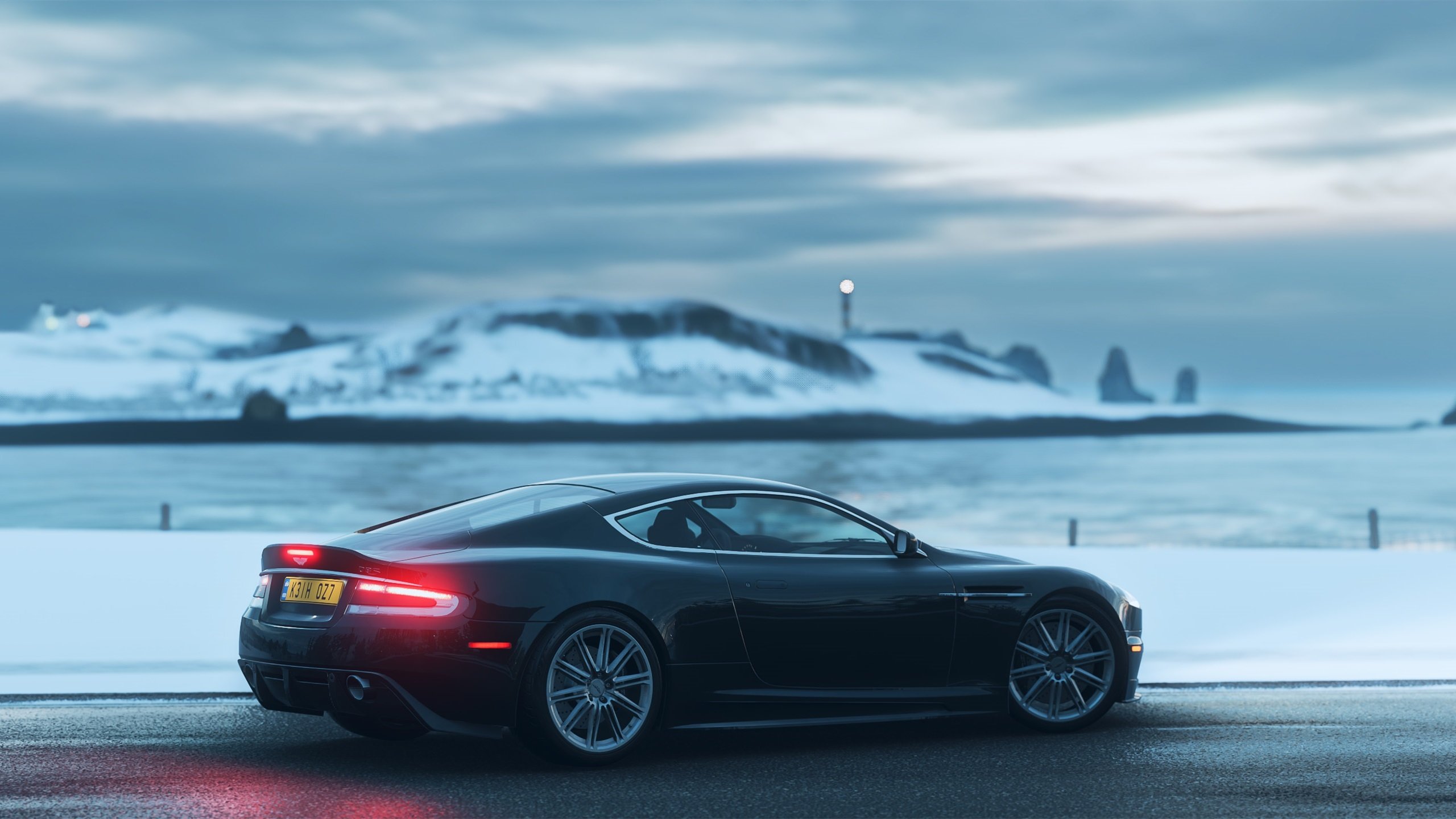 双蓝对决藏更璀璨星辰，贝林厄姆意外登场主宰意甲巅峰夜