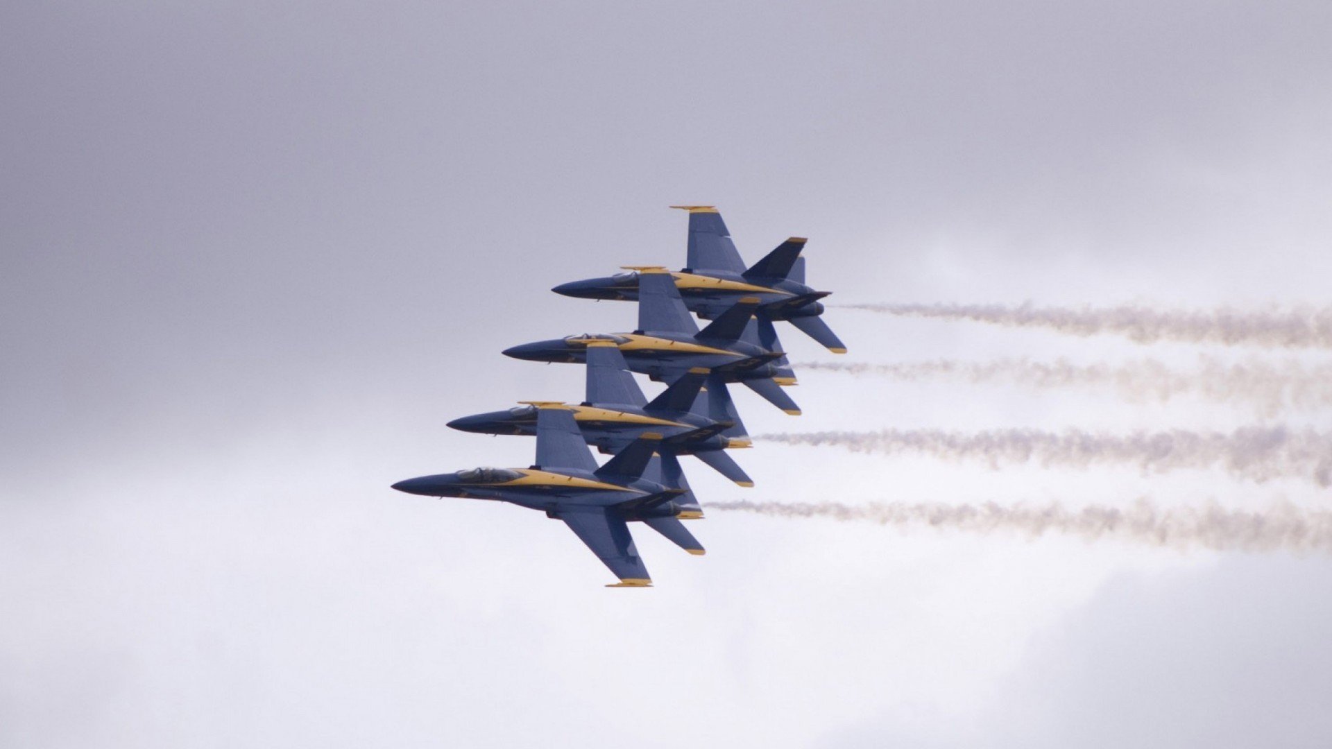 绝望时刻,从陪衬到主角,武切维奇如何用六记重拳击碎步行者翻盘梦?