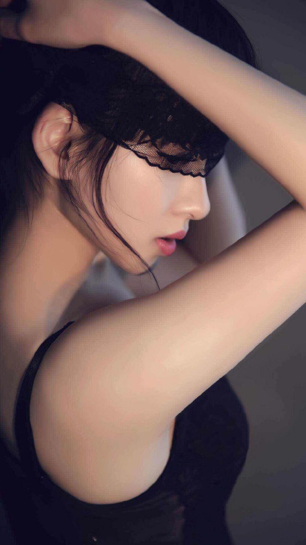 一夜两场决胜局，安联球场与费哲论坛的平行心跳