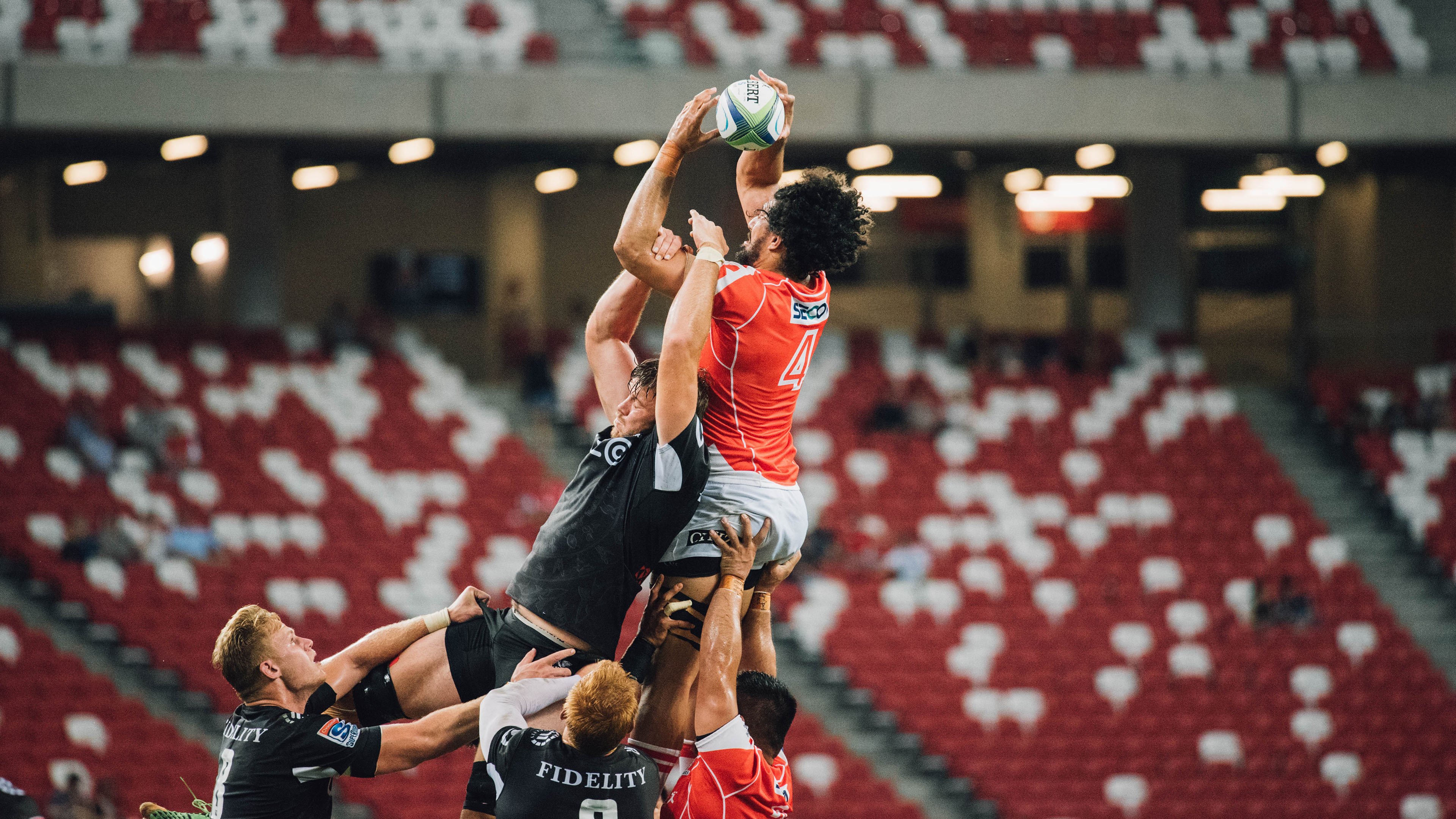 极速与激情的交响，F1争冠战日，挪威绿茵斩落加纳